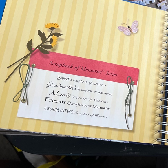 Brand new Sisters memory book - Picture 7 of 8